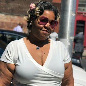 Meet your Posher, Crystal